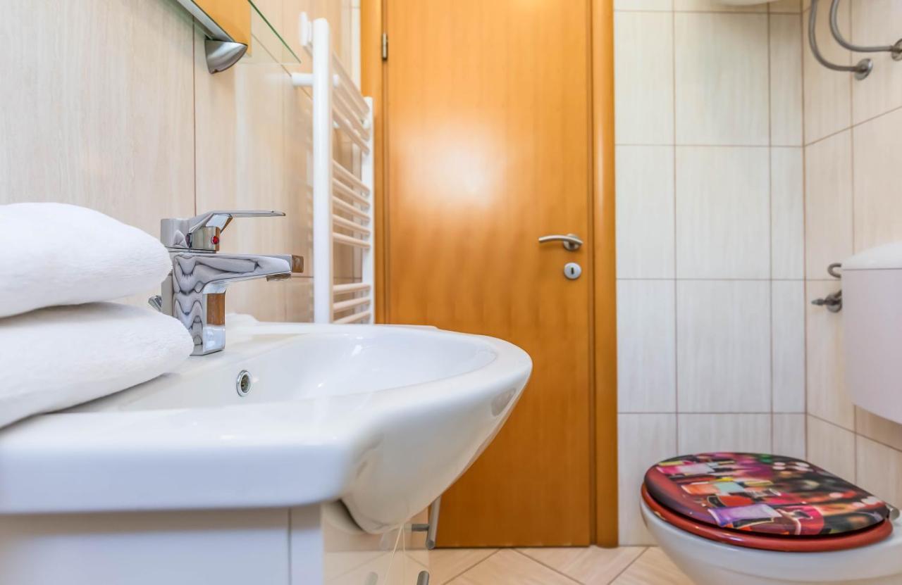 Blue Chill Apartments Duće Dış mekan fotoğraf